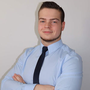 Meet your Posher, Logan